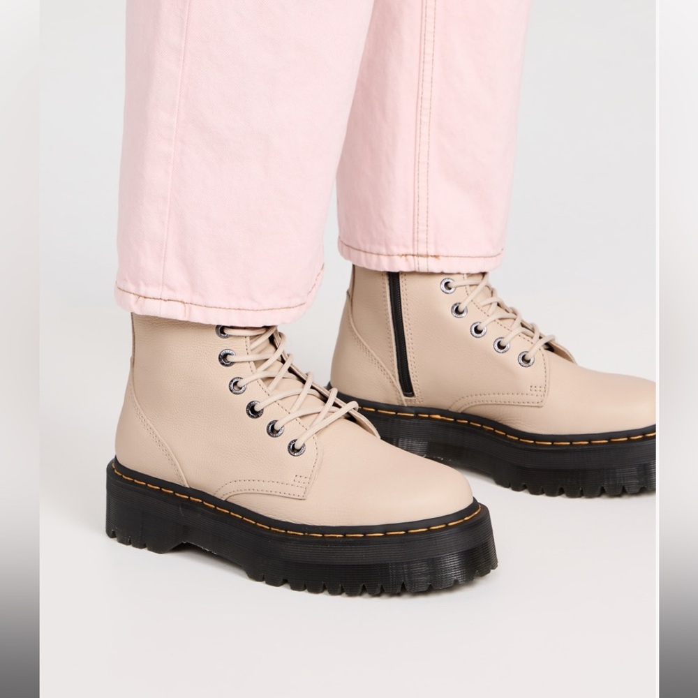 Jadon platform doc martens